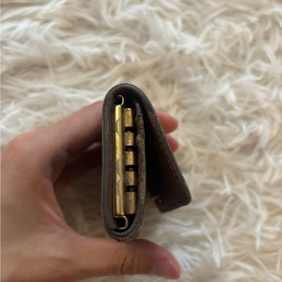 Louis Vuitton monogram 4 key holder - Picture 7 of 9